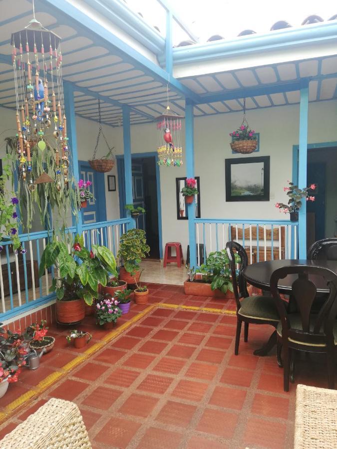 Hostal Bosque De Niebla Саленто Экстерьер фото